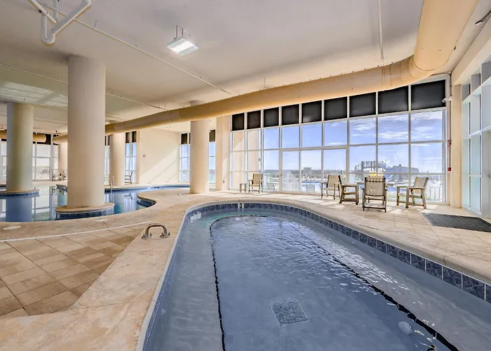Phoenix Gulf Towers 2302 Apartment